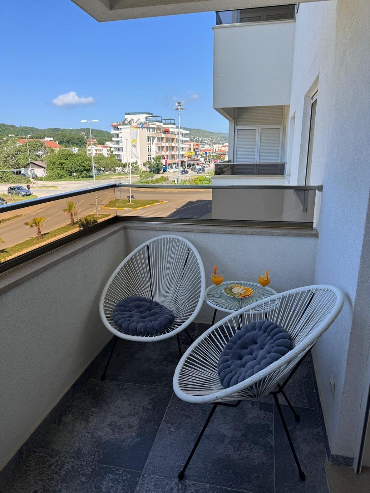 Alek Lux Ulcinj Apartments Exterior photo